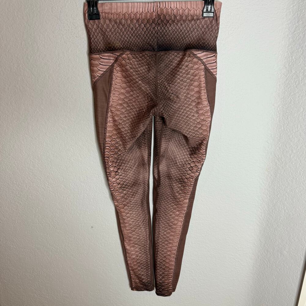 Niyama Sol Croc High Waisted Slice Leggings - Picture 4 of 4